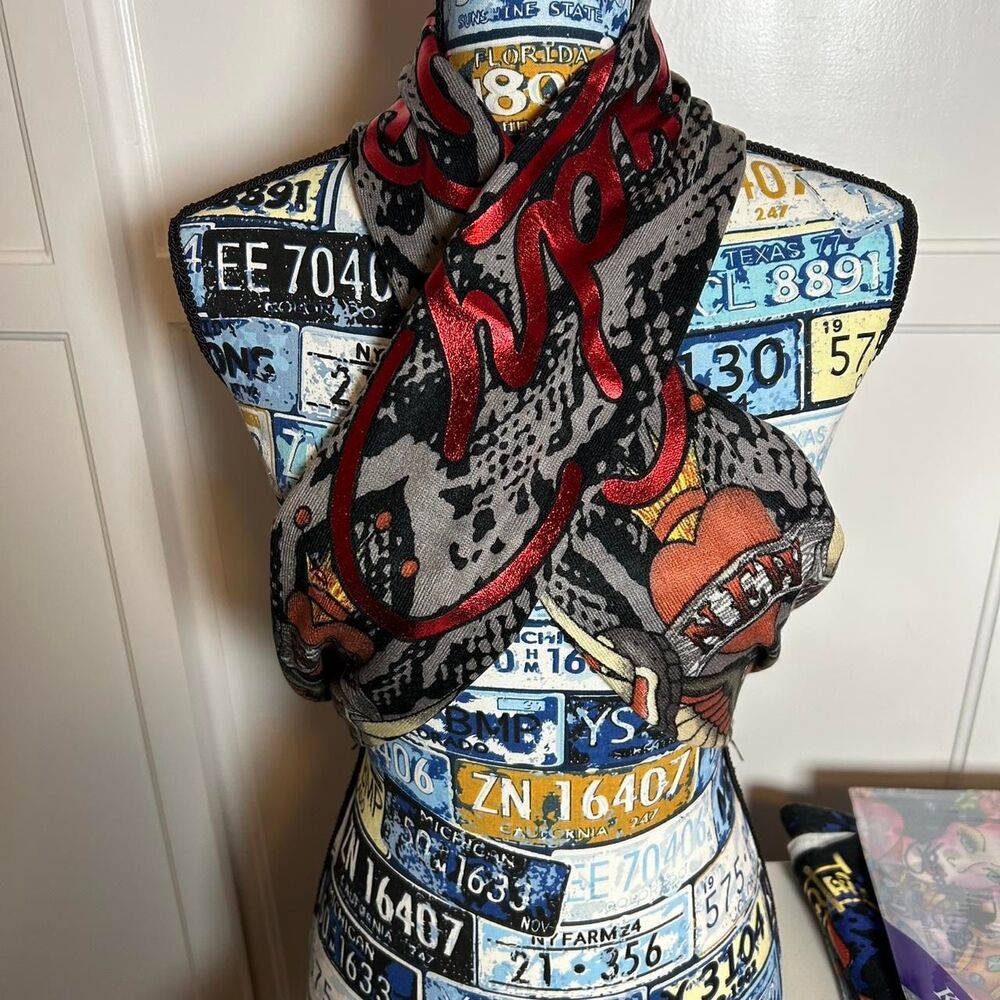 Ed-hardy Women's multi Top - Picture 2 of 8
